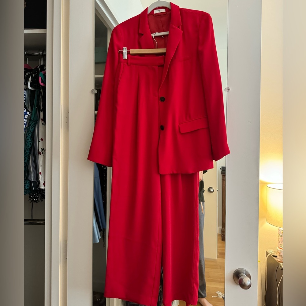 *Set Sold* Aritzia Babaton Red Suit Set